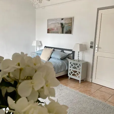 Le Petit Cinq Ruffe בית נופש