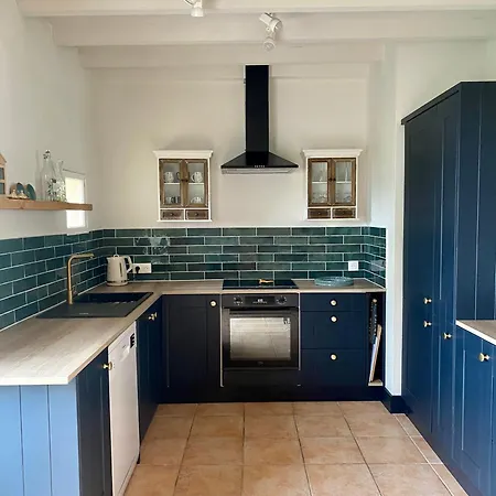 Le Petit Cinq Ruffe *